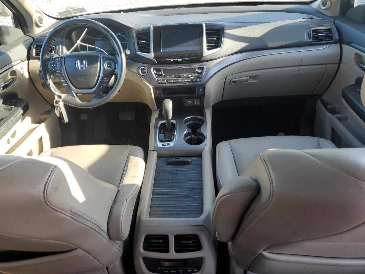 2016 Honda Pilot - Image 8