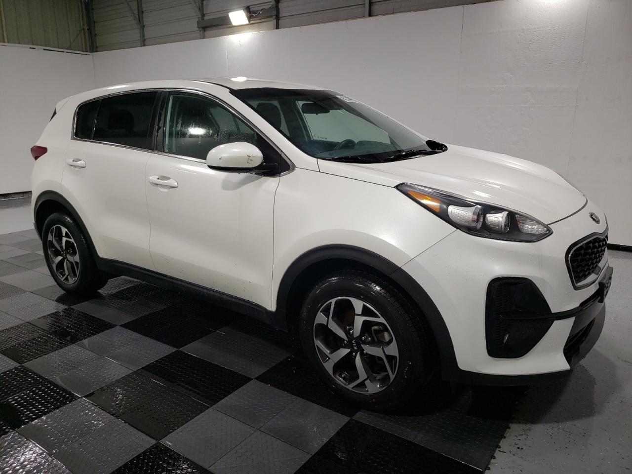 2021 Kia Sportage - Image 4