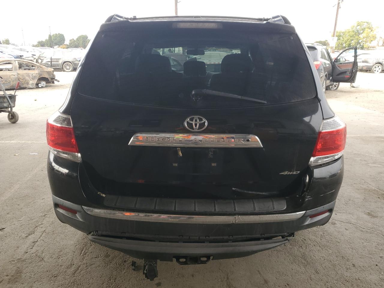 2012 Toyota Highlander - Image 6