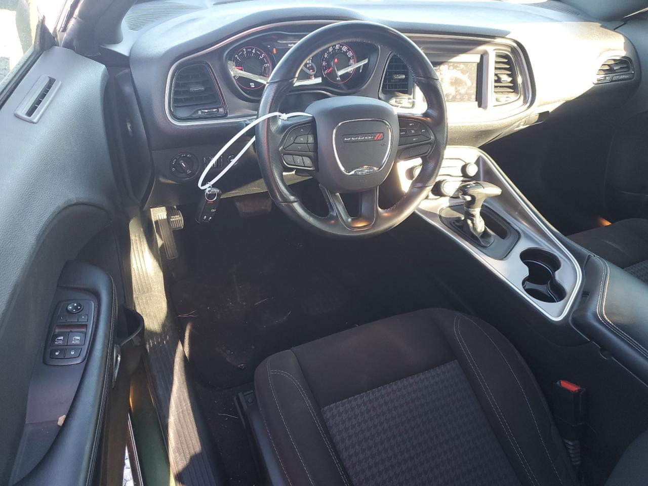 2021 Dodge Challenger - Image 8