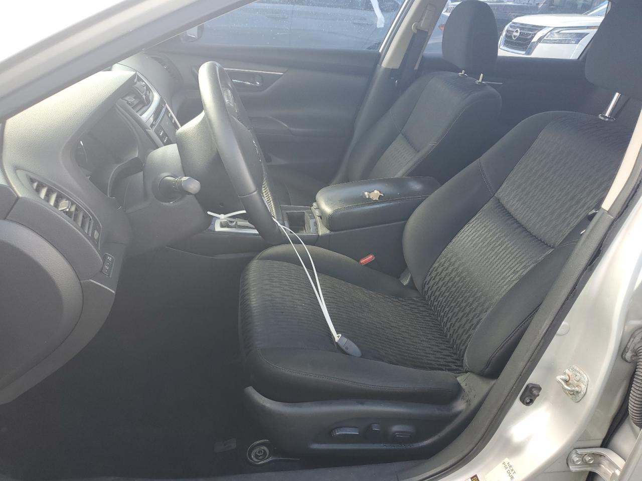 2018 Nissan Altima - Image 7