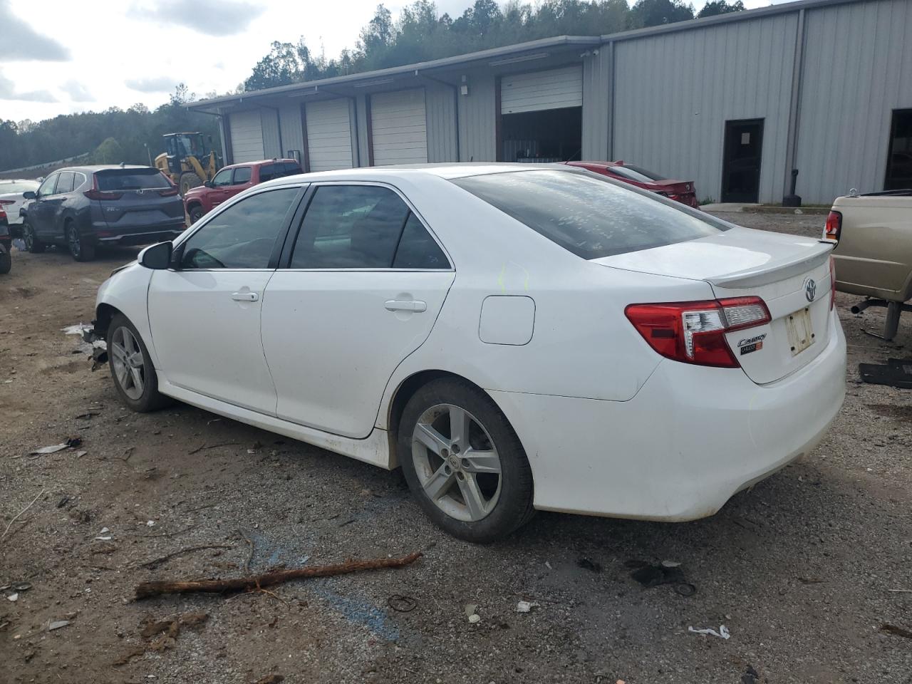 VIN 4T1BF1FK2DU213662 2013 TOYOTA CAMRY no.2