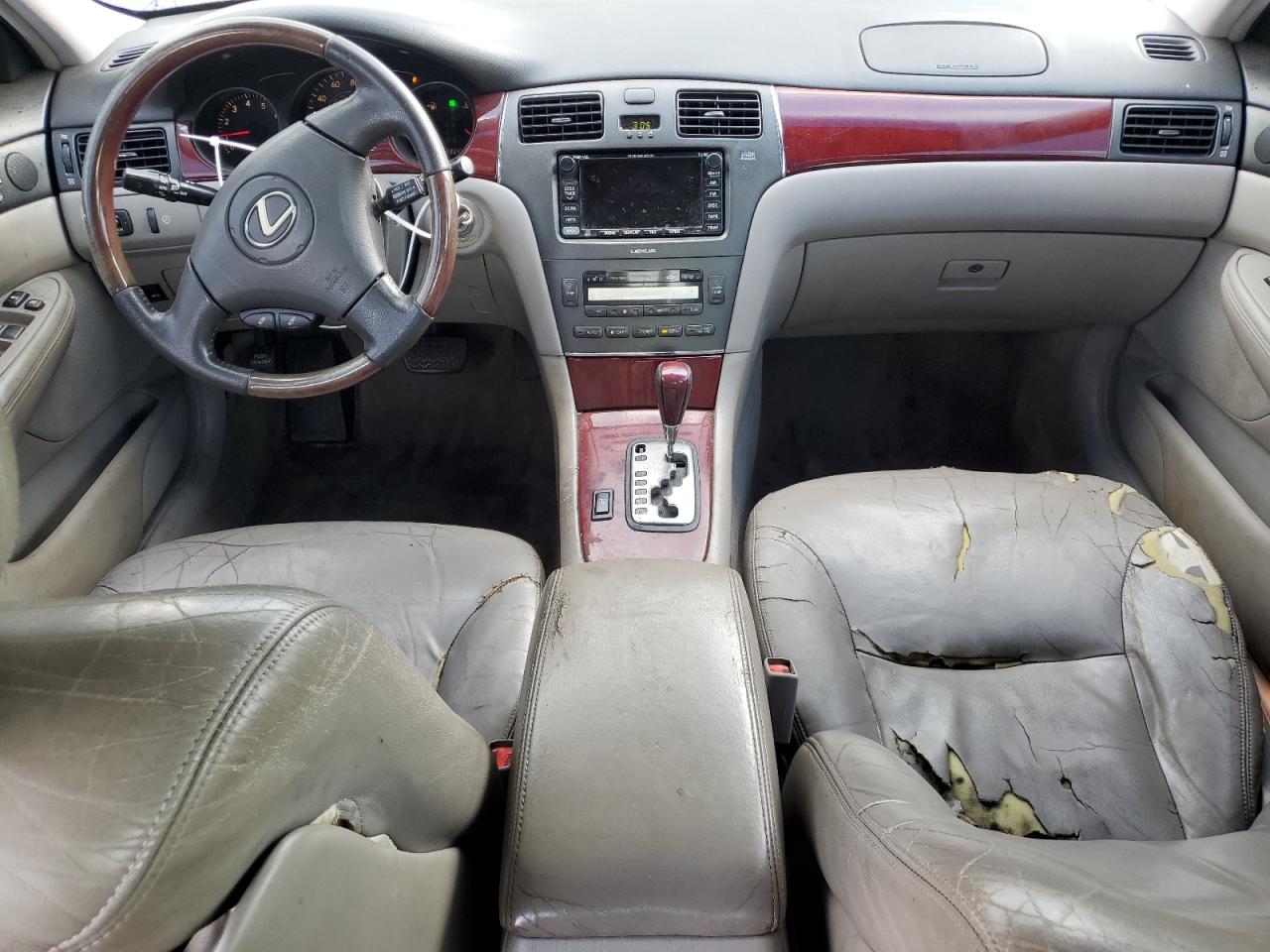 2002 Lexus ES - Image 8