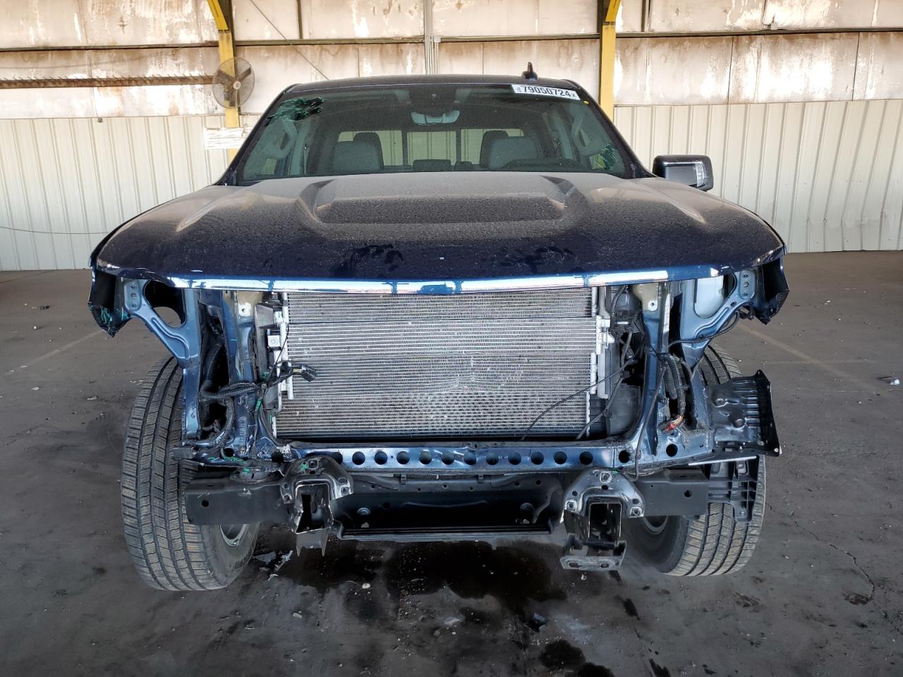 2022 Chevrolet Silverado - Image 5