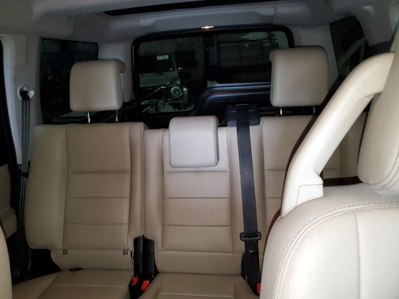 2009 Land Rover LR3 - Image 10