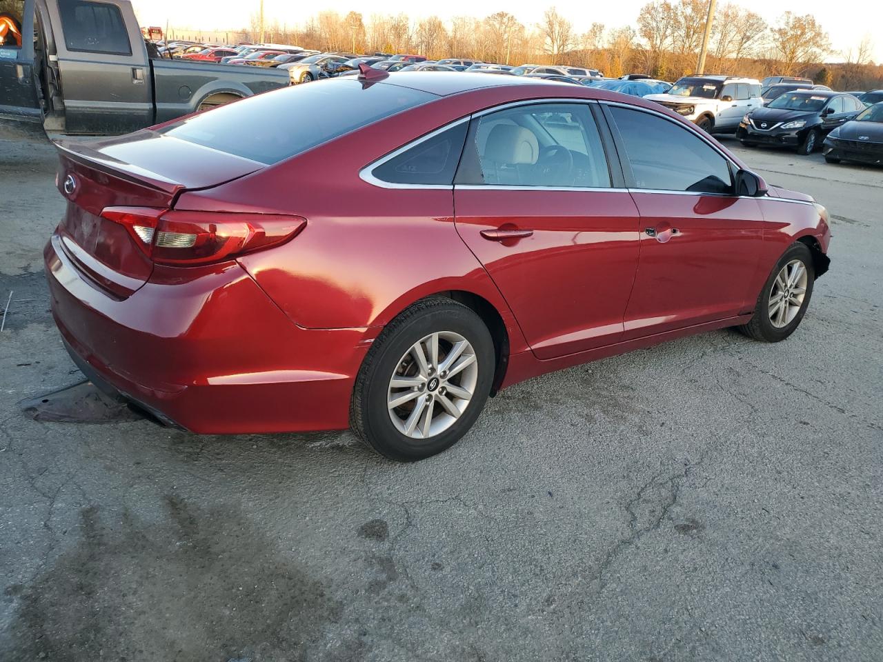 2015 Hyundai Sonata - Image 3