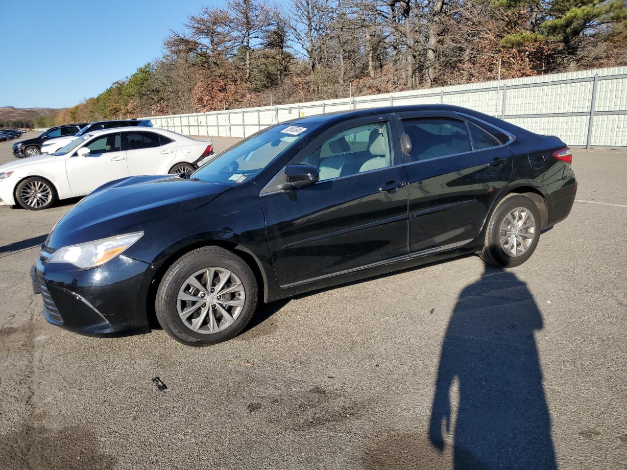 VIN 4T1BF1FK7HU419985 2017 TOYOTA CAMRY no.1