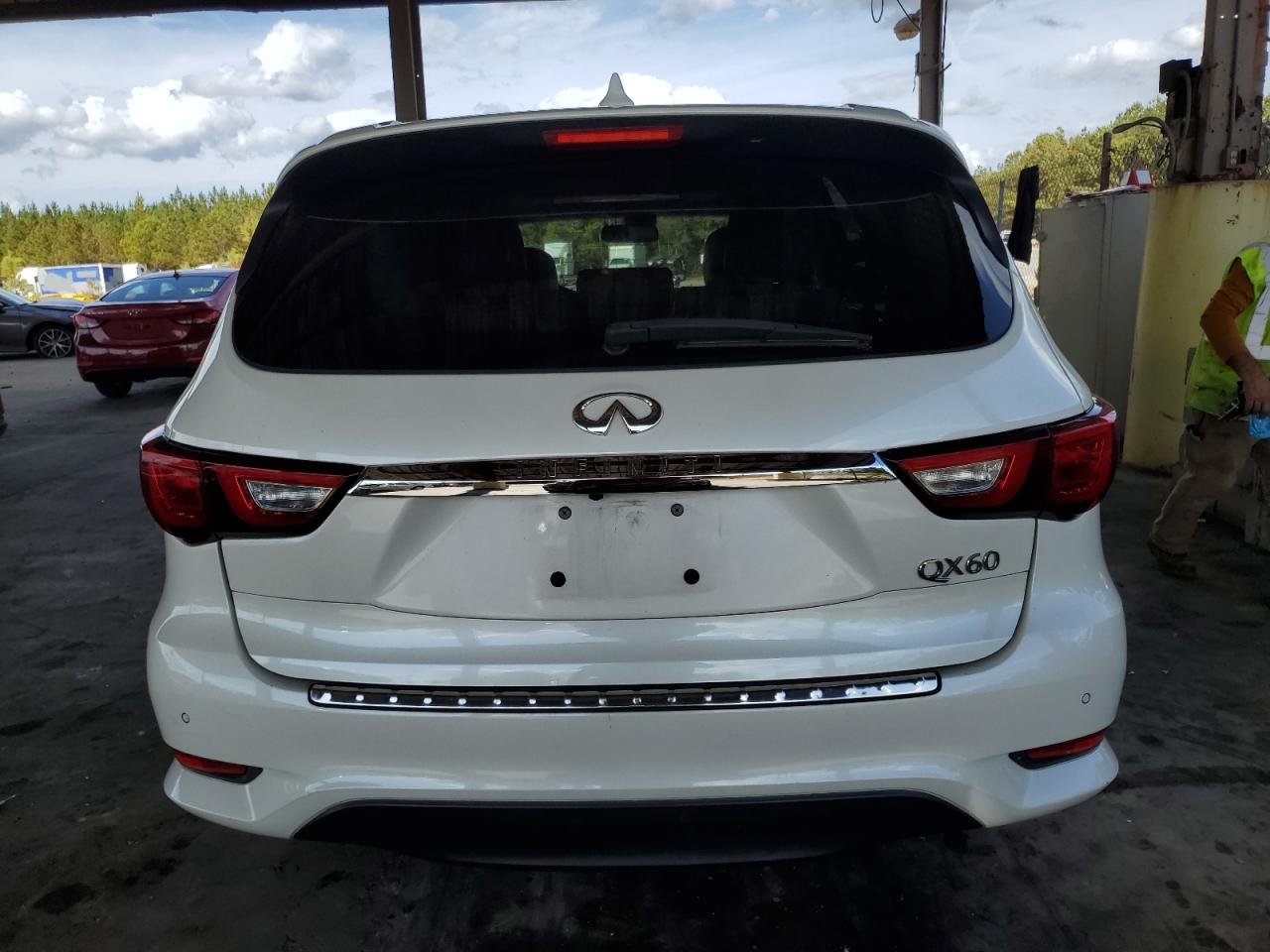 2016 Infiniti QX60 - Image 6