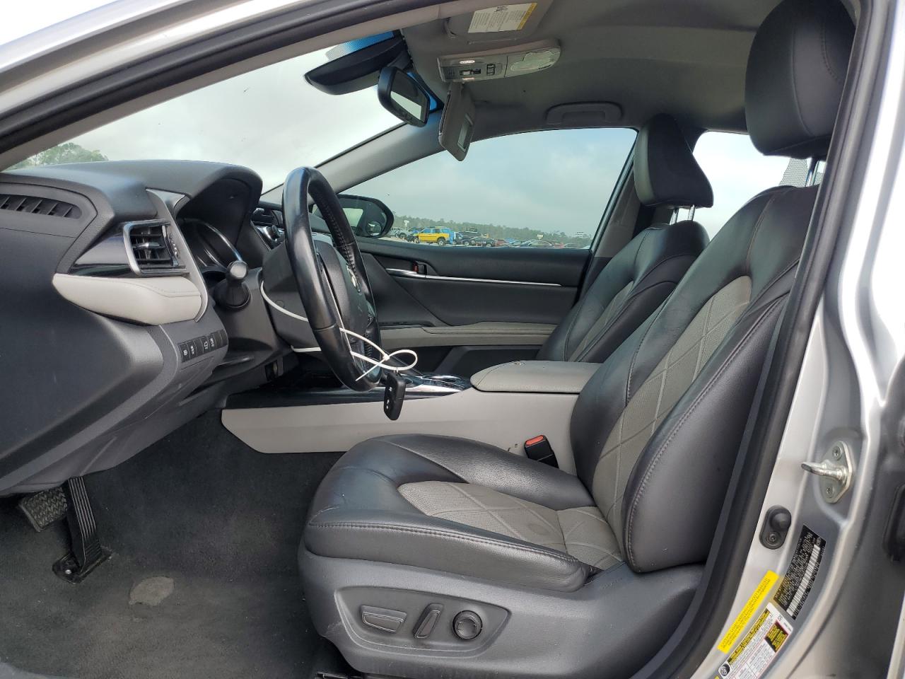 2019 Toyota Camry - Image 7