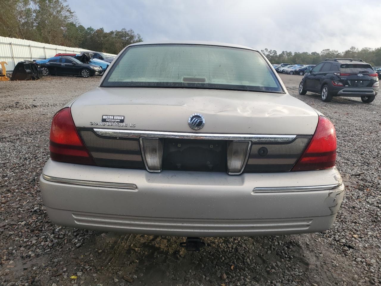 2010 Mercury Grand Marquis Ls VIN: 2MEBM7FV5AX622829 Lot: 79026974