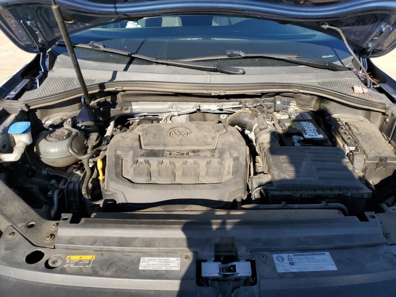 2019 Volkswagen Tiguan - Image 12