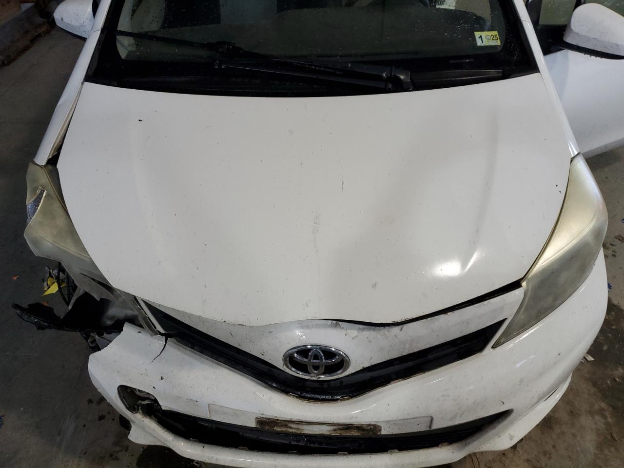 VIN JTDJTUD33DD542733 2013 TOYOTA YARIS no.11