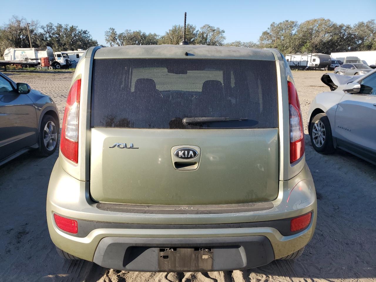 2013 Kia Soul + VIN: KNDJT2A64D7547196 Lot: 80252004