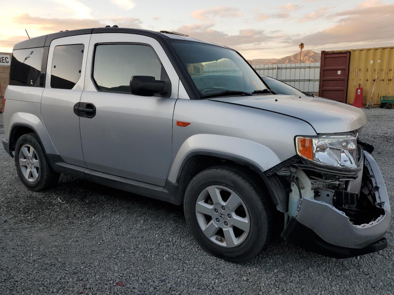 2010 Honda Element - Image 4