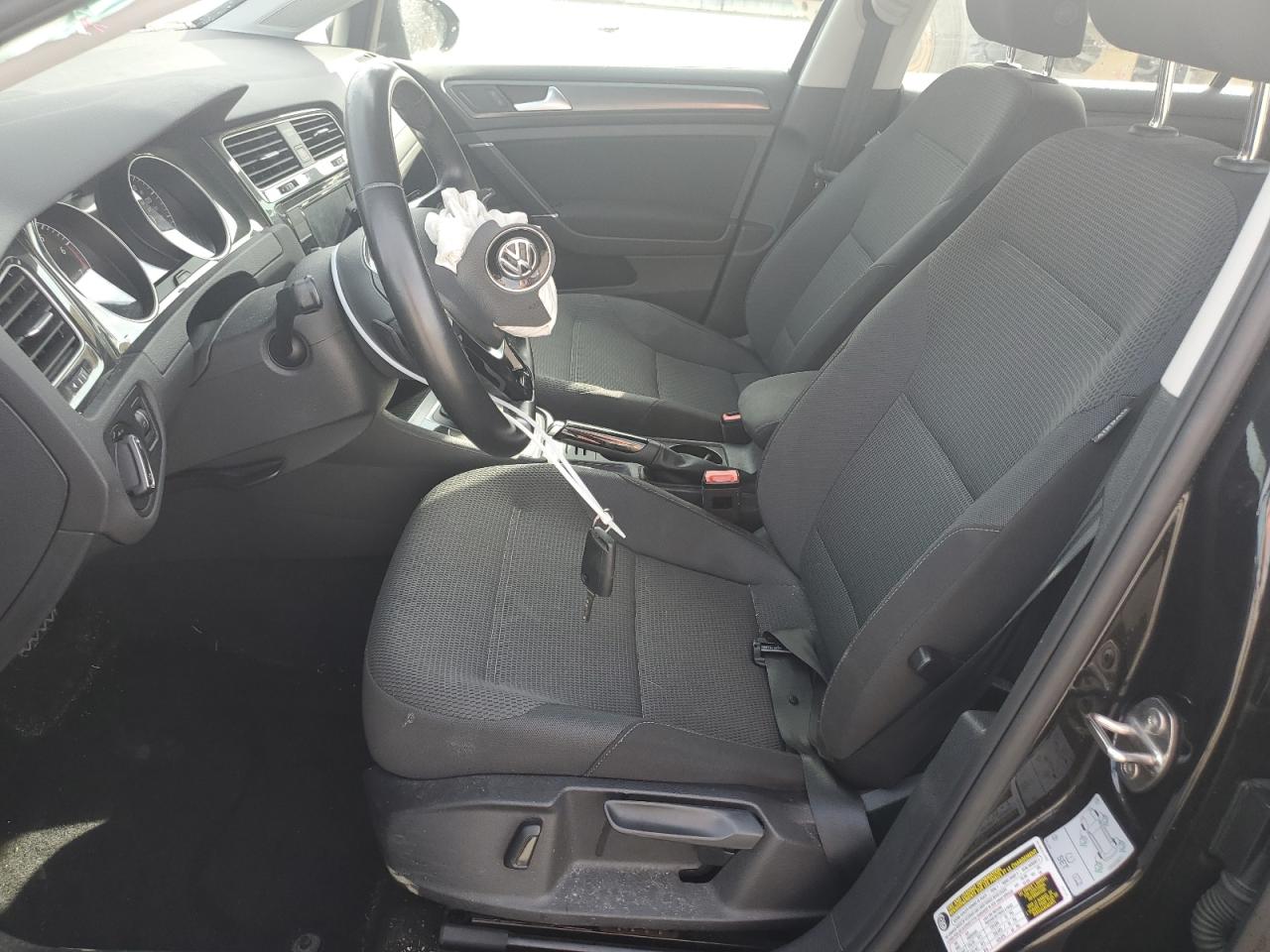 2018 Volkswagen Golf - Image 7