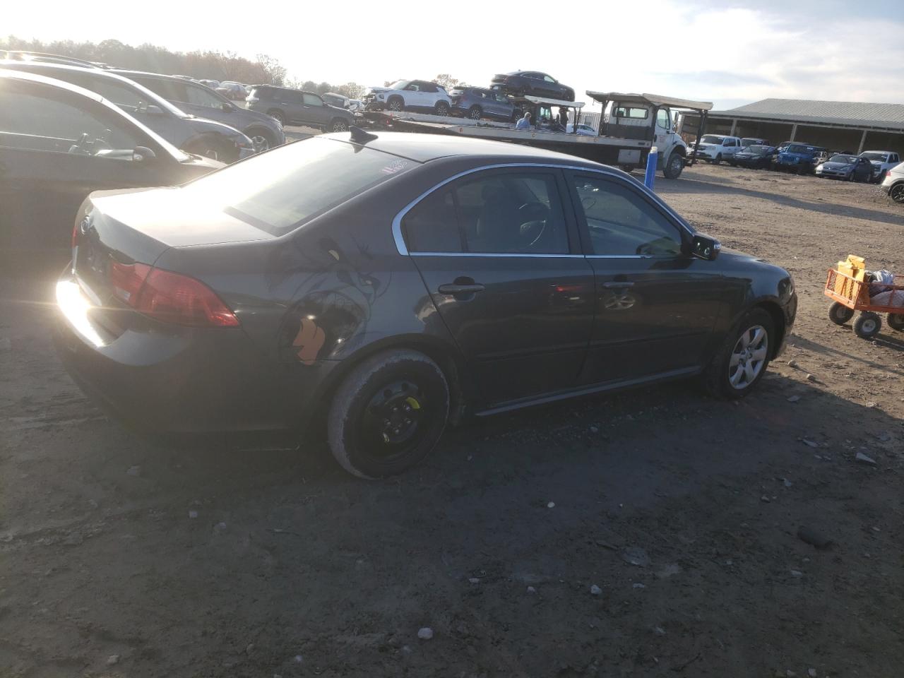 2010 Kia Optima - Image 3