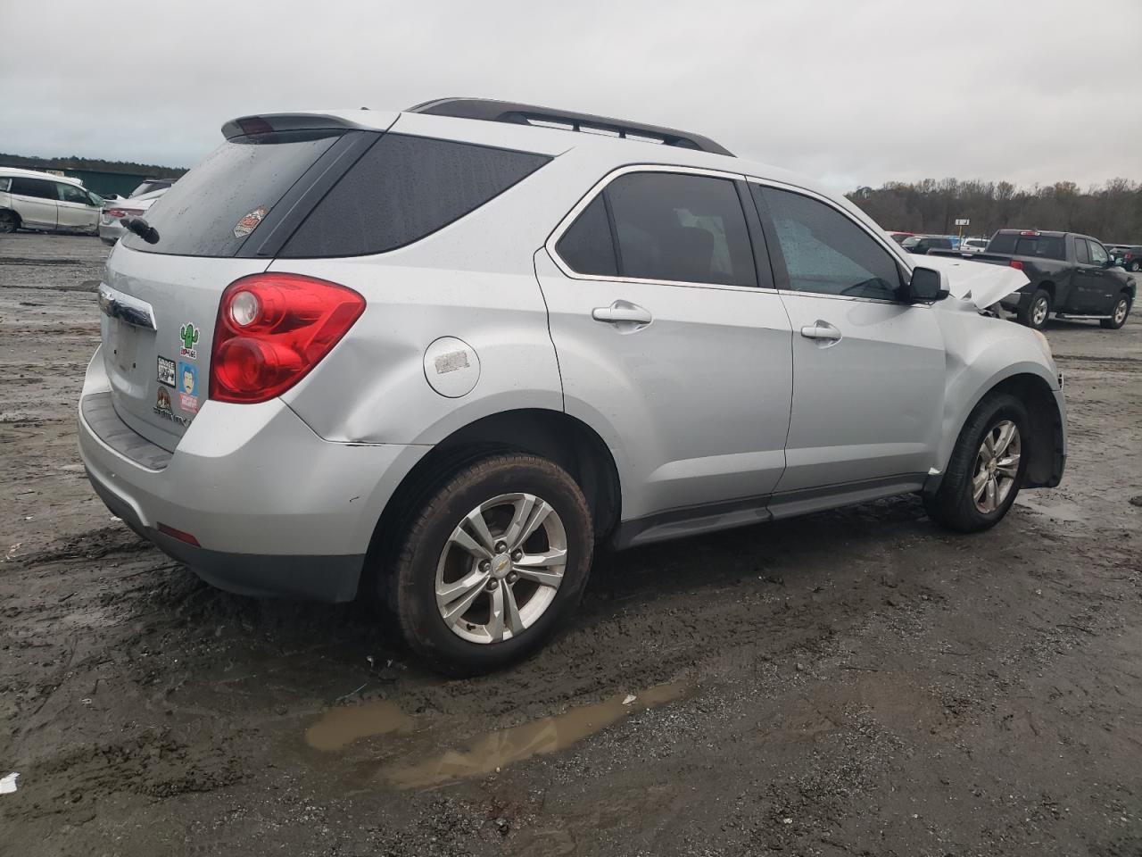 2011 Chevrolet Equinox - Image 3