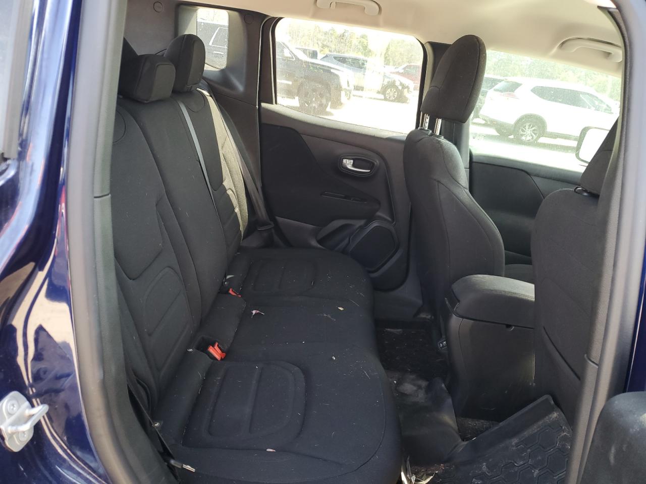 2021 Jeep Renegade - Image 10