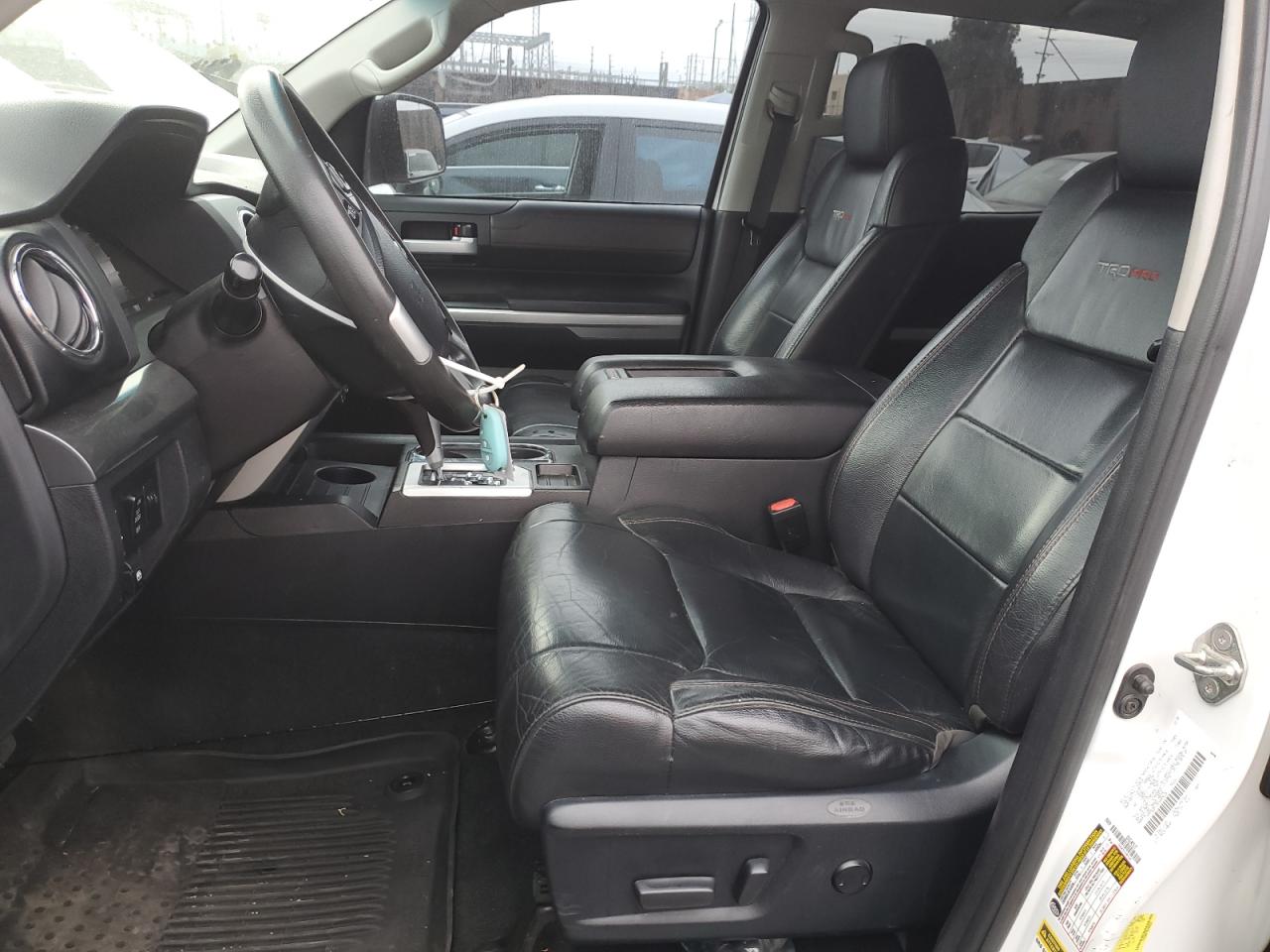 2017 Toyota Tundra - Image 7