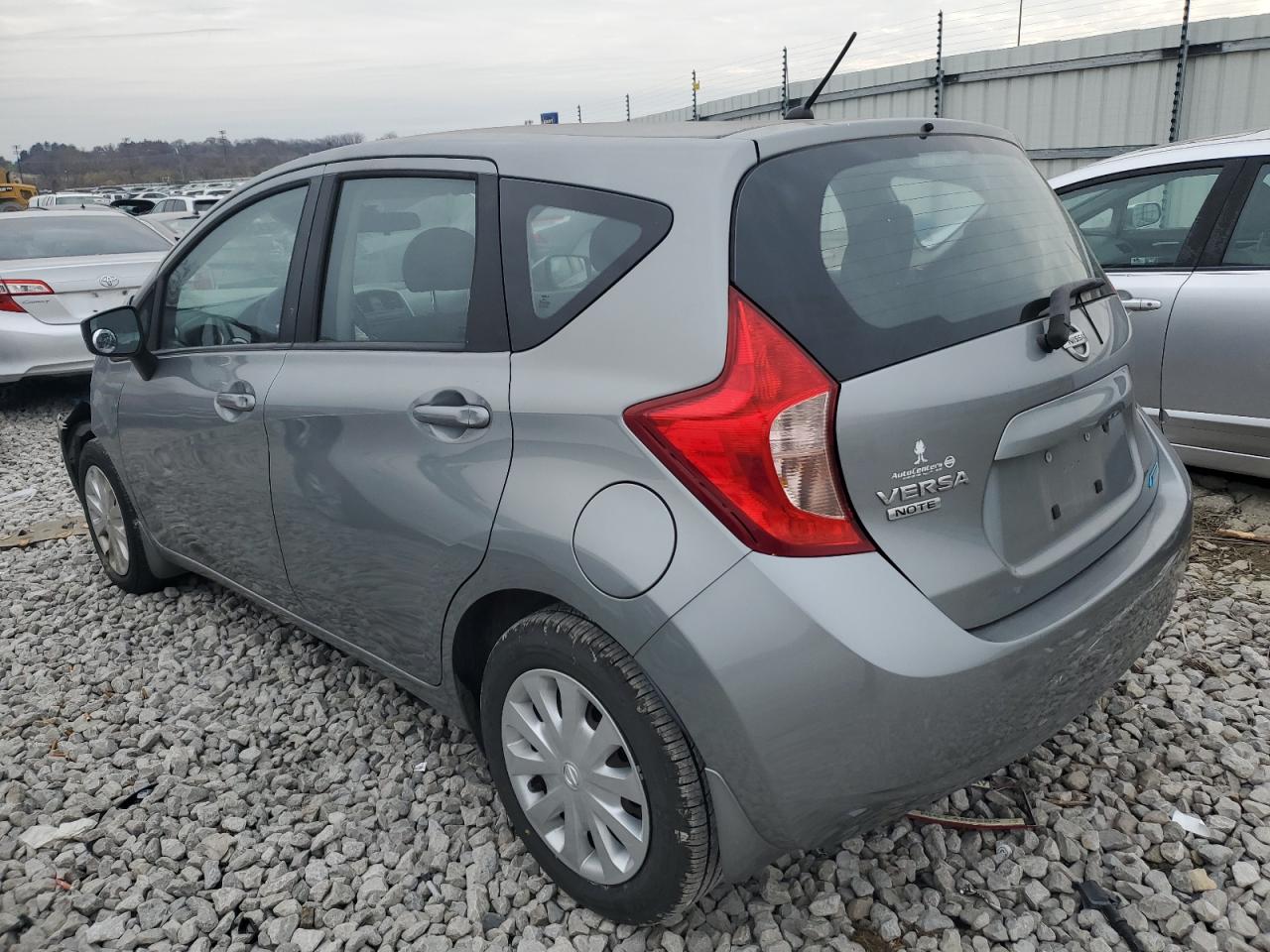 2015 Nissan Versa - Image 2