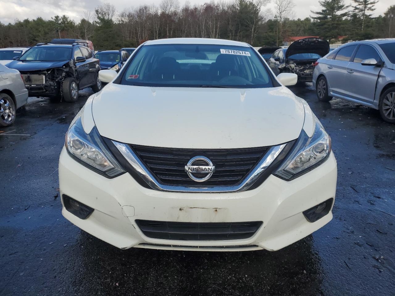 2018 Nissan Altima - Image 5