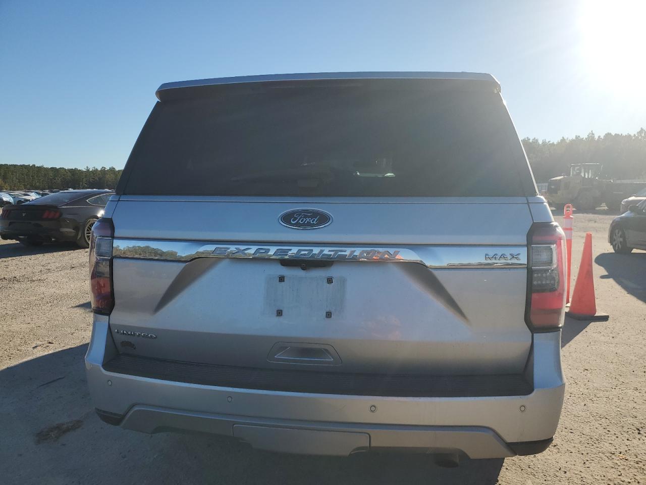 2018 Ford Expedition - Image 6