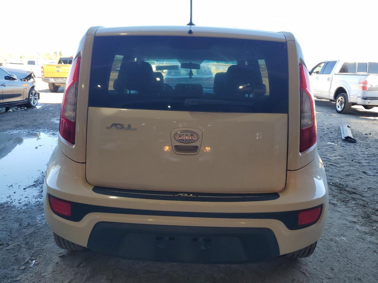 2012 Kia Soul VIN: KNDJT2A52C7455588 Lot: 79542184