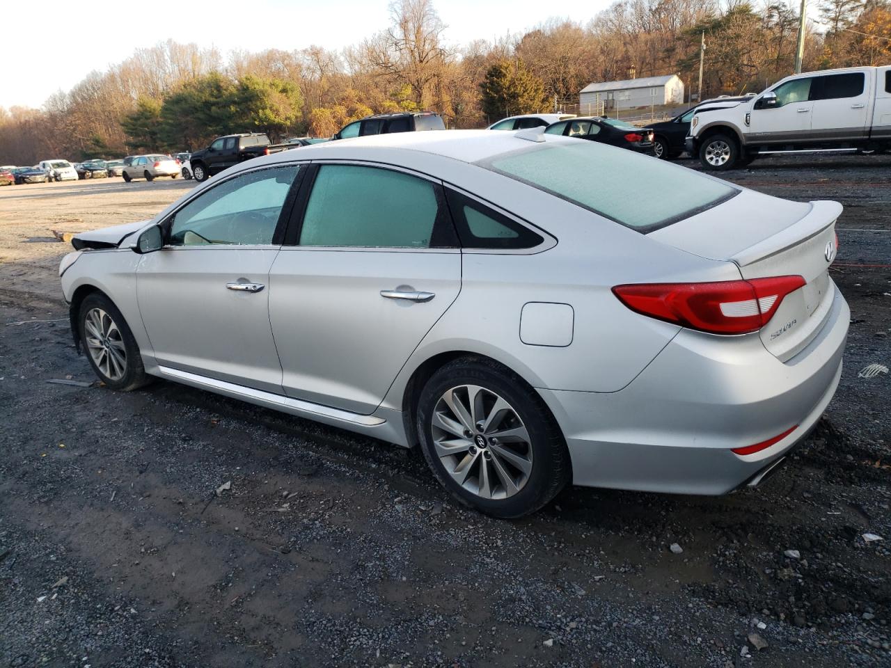 2016 Hyundai Sonata - Image 2