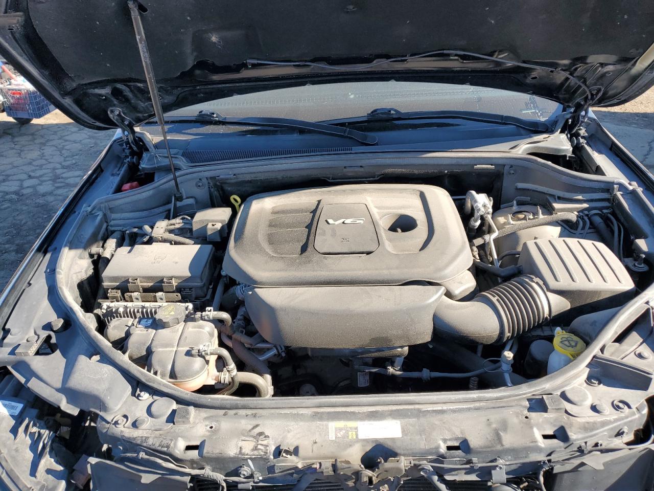 2018 Jeep Grand Cherokee - Image 12