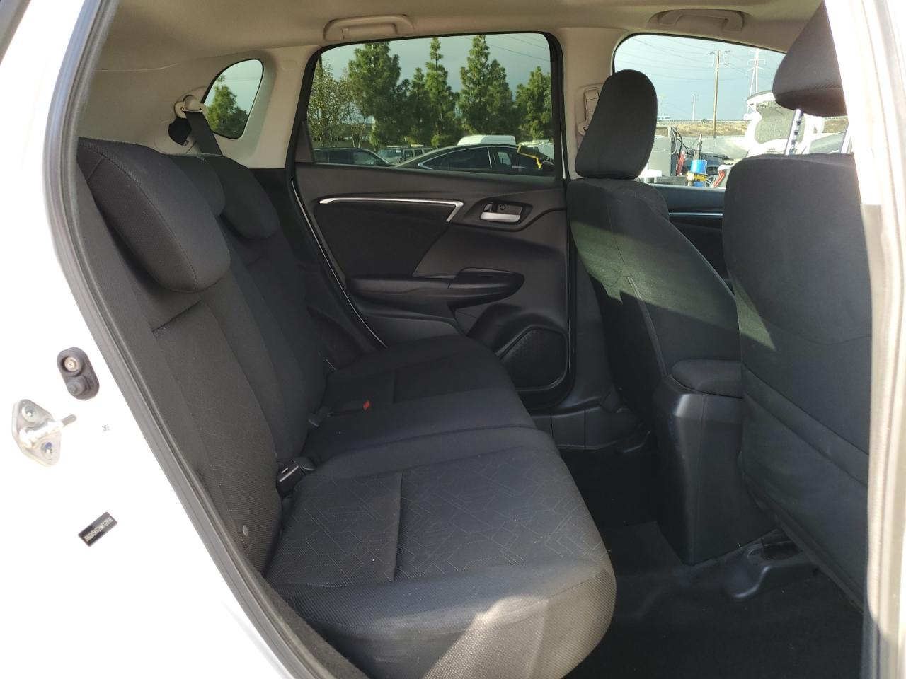 2017 Honda Fit - Image 11