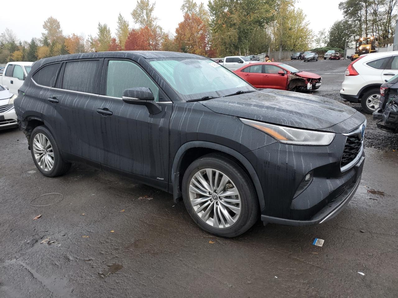 2022 Toyota Highlander - Image 4