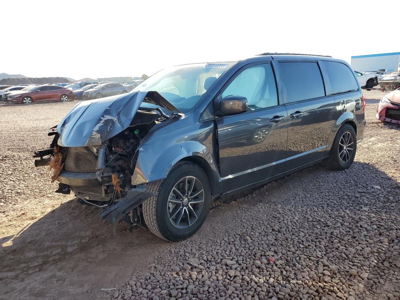 2019 Dodge Caravan - Image 1