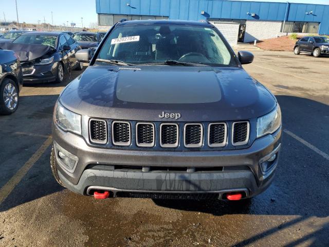  JEEP COMPASS 2018 Серый