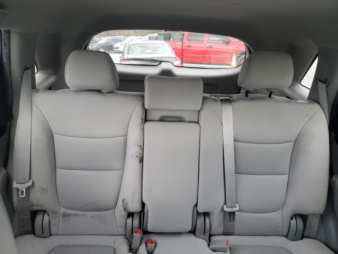 2013 Kia Sorento - Image 10