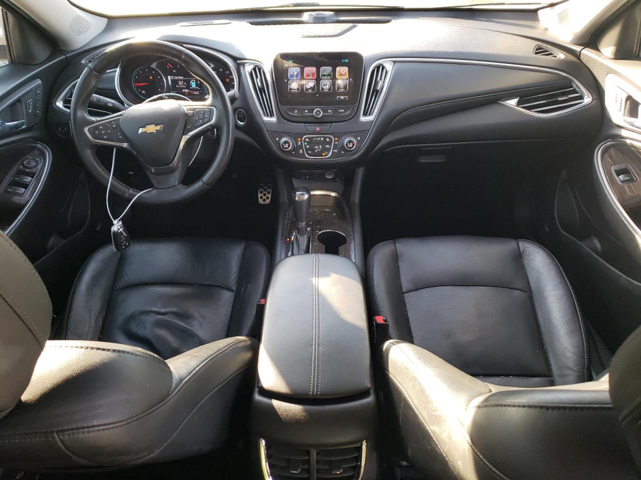 2017 Chevrolet Malibu - Image 8