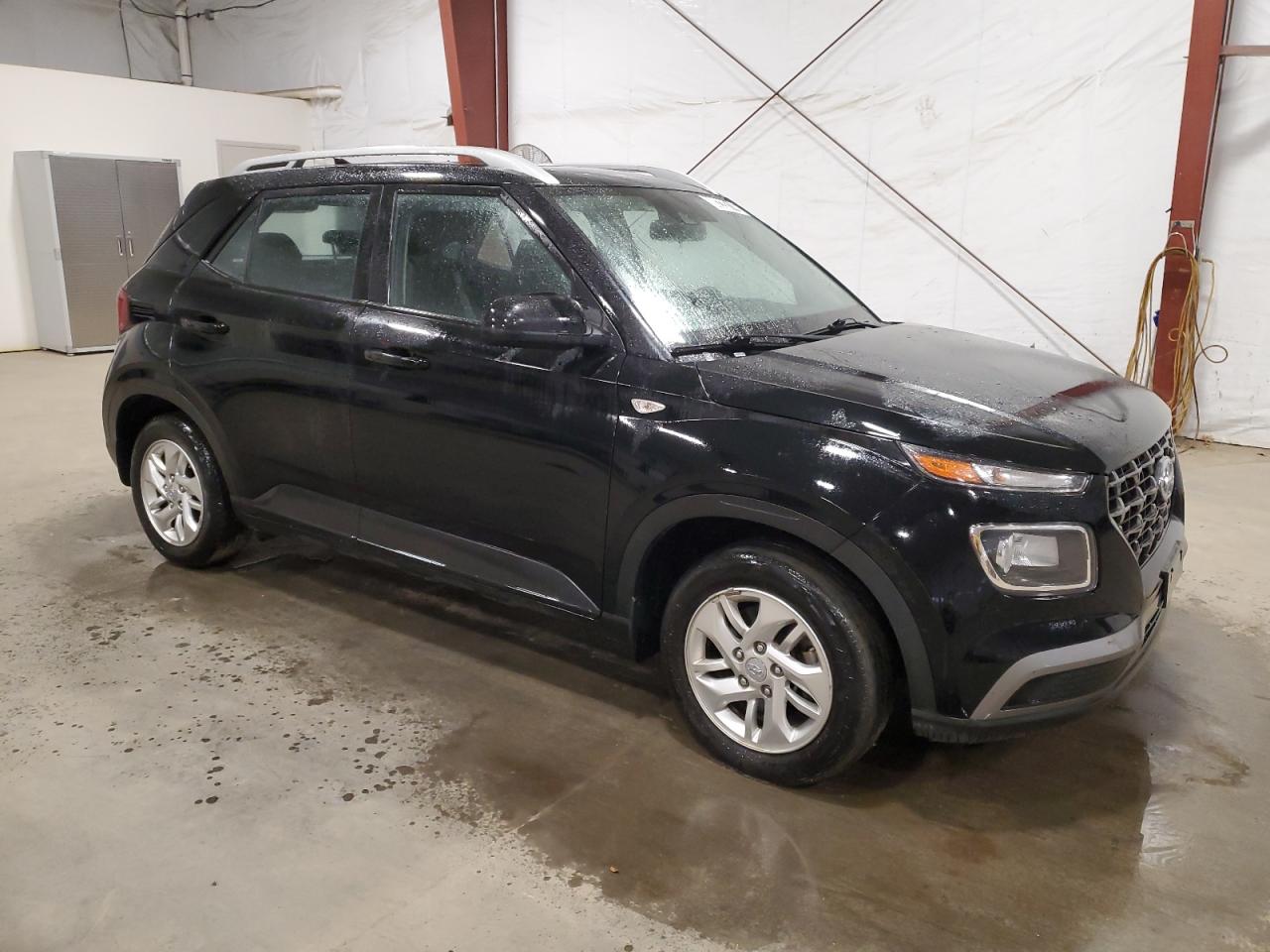 2020 Hyundai Venue - Image 4