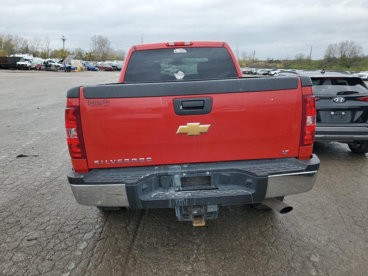 2013 Chevrolet Silverado - Image 6