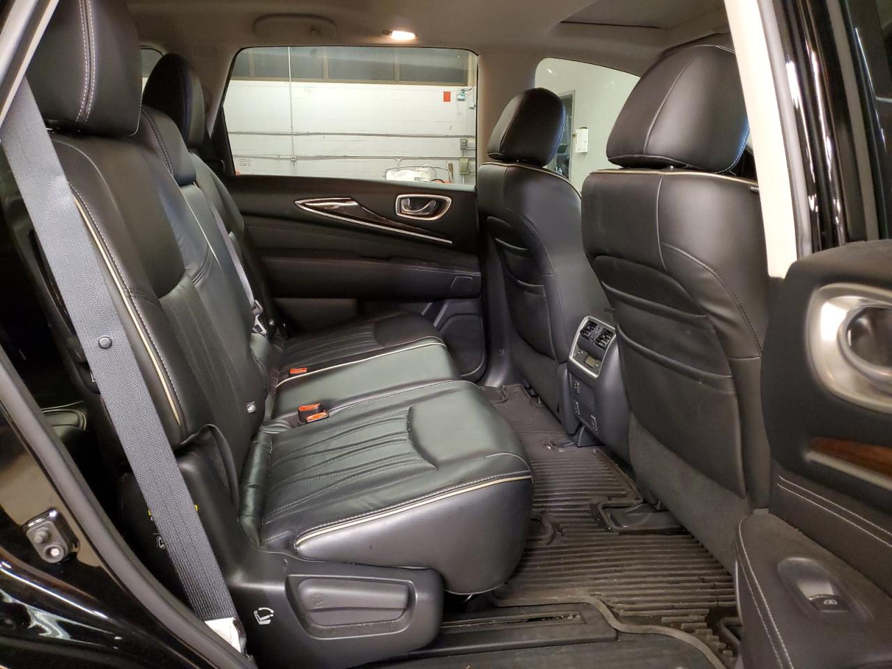 2017 Infiniti QX60 - Image 11
