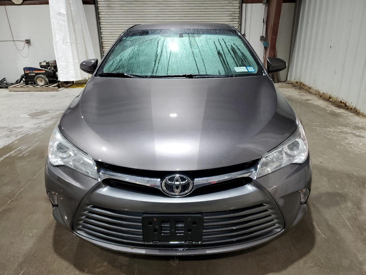 2017 Toyota Camry - Image 5