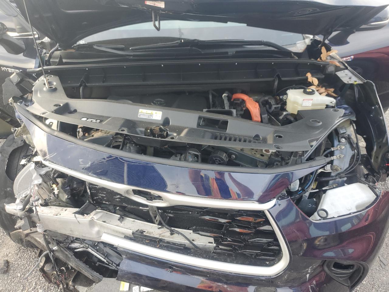 2021 Toyota Highlander - Image 12