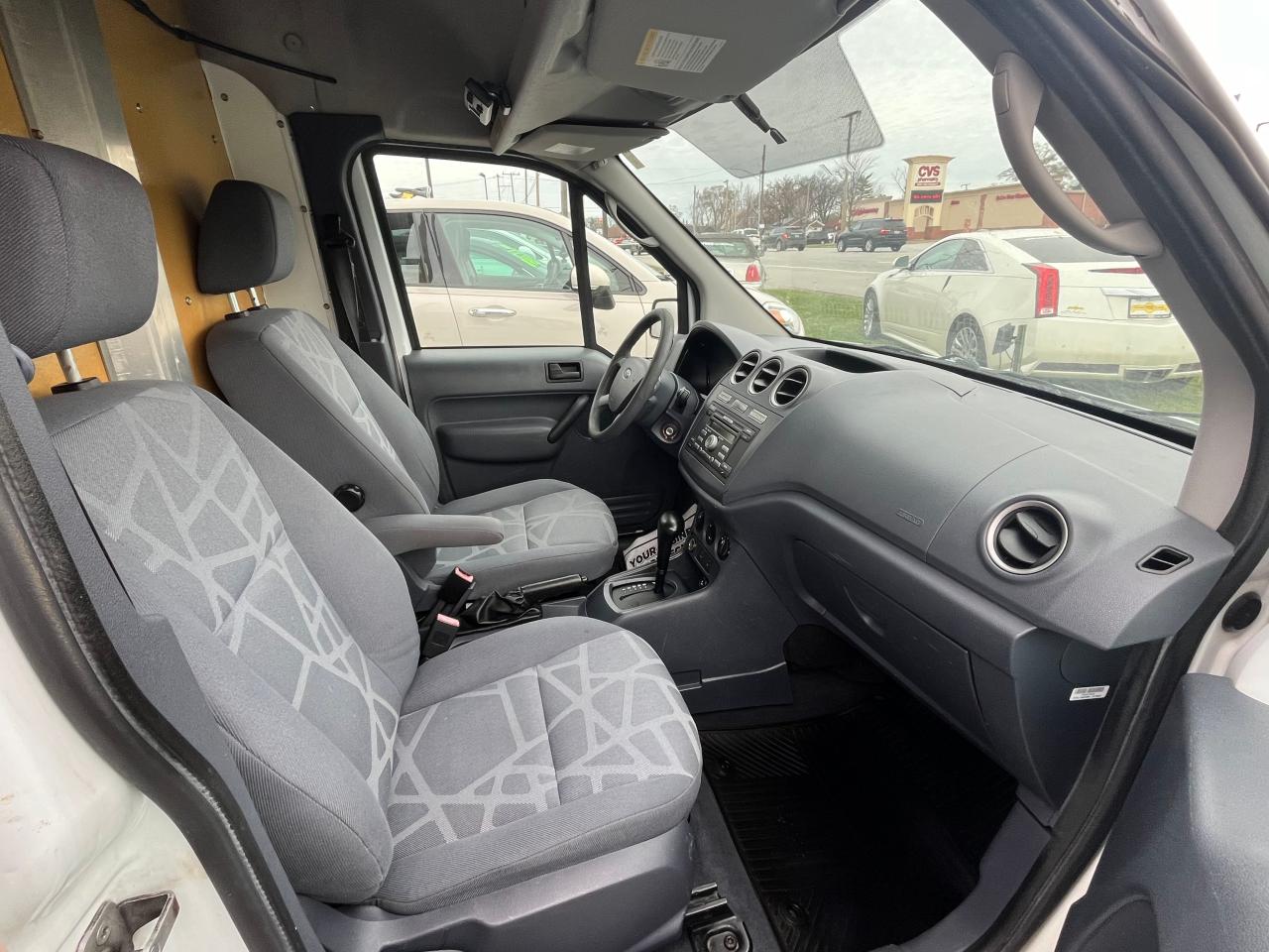 2010 Ford Transit - Image 5