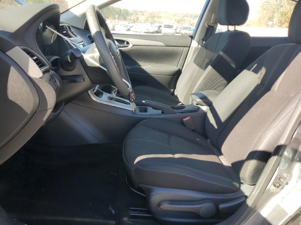 2015 Nissan Sentra - Image 7