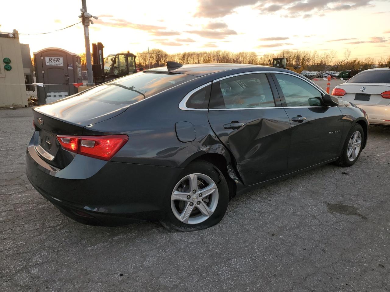 VIN 1G1ZB5ST1LF079615 2020 CHEVROLET MALIBU no.3