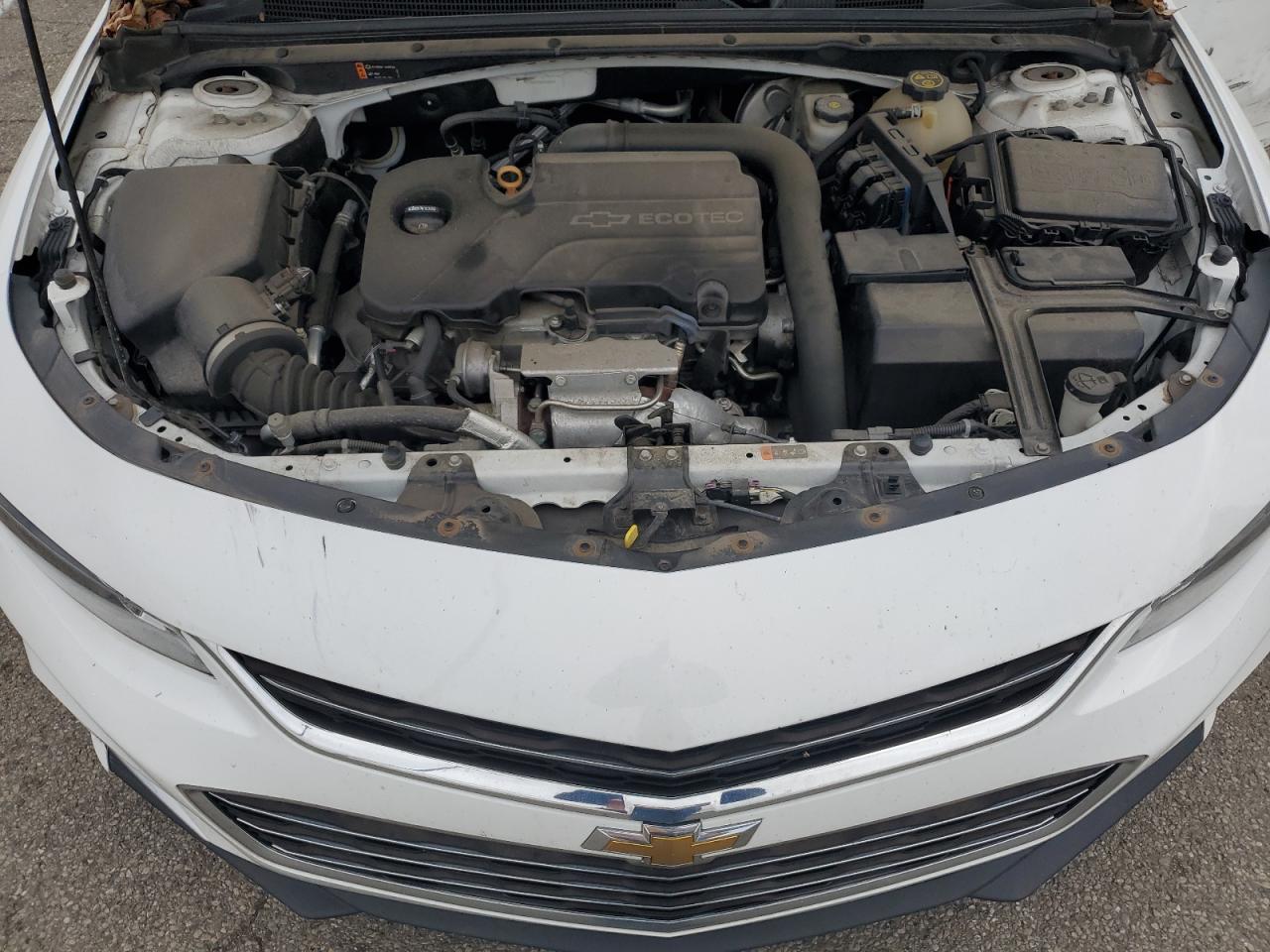 2017 Chevrolet Malibu - Image 13