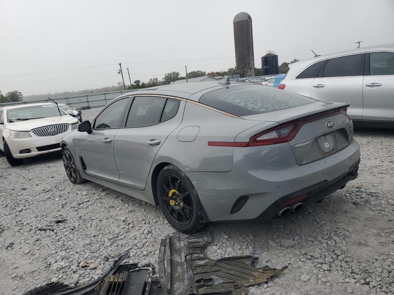 2019 Kia Stinger - Image 2