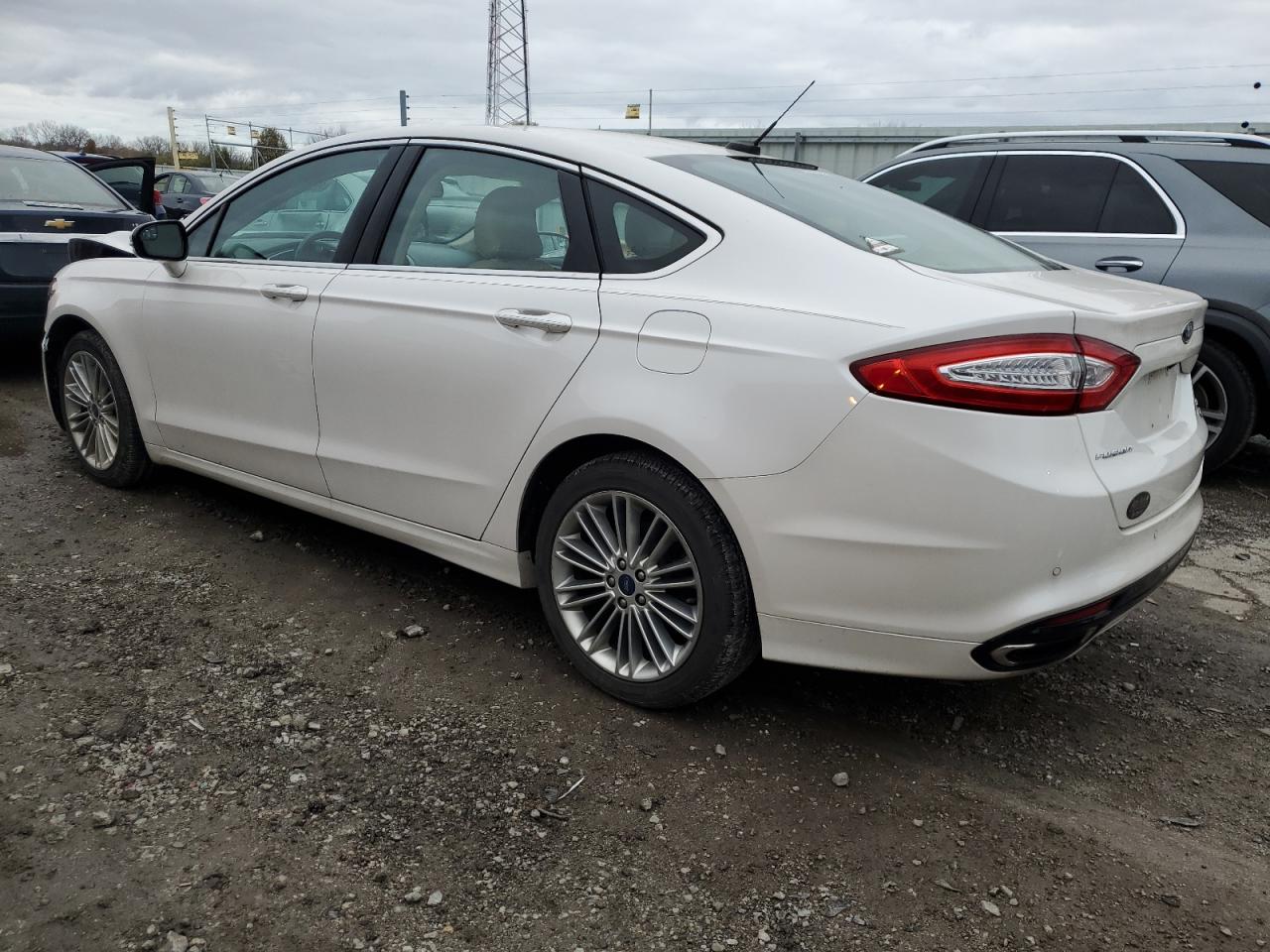 2016 Ford Fusion - Image 2