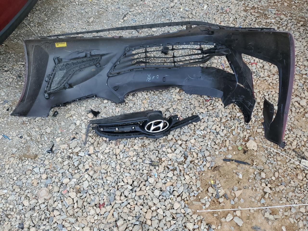 2014 Hyundai Elantra - Image 14