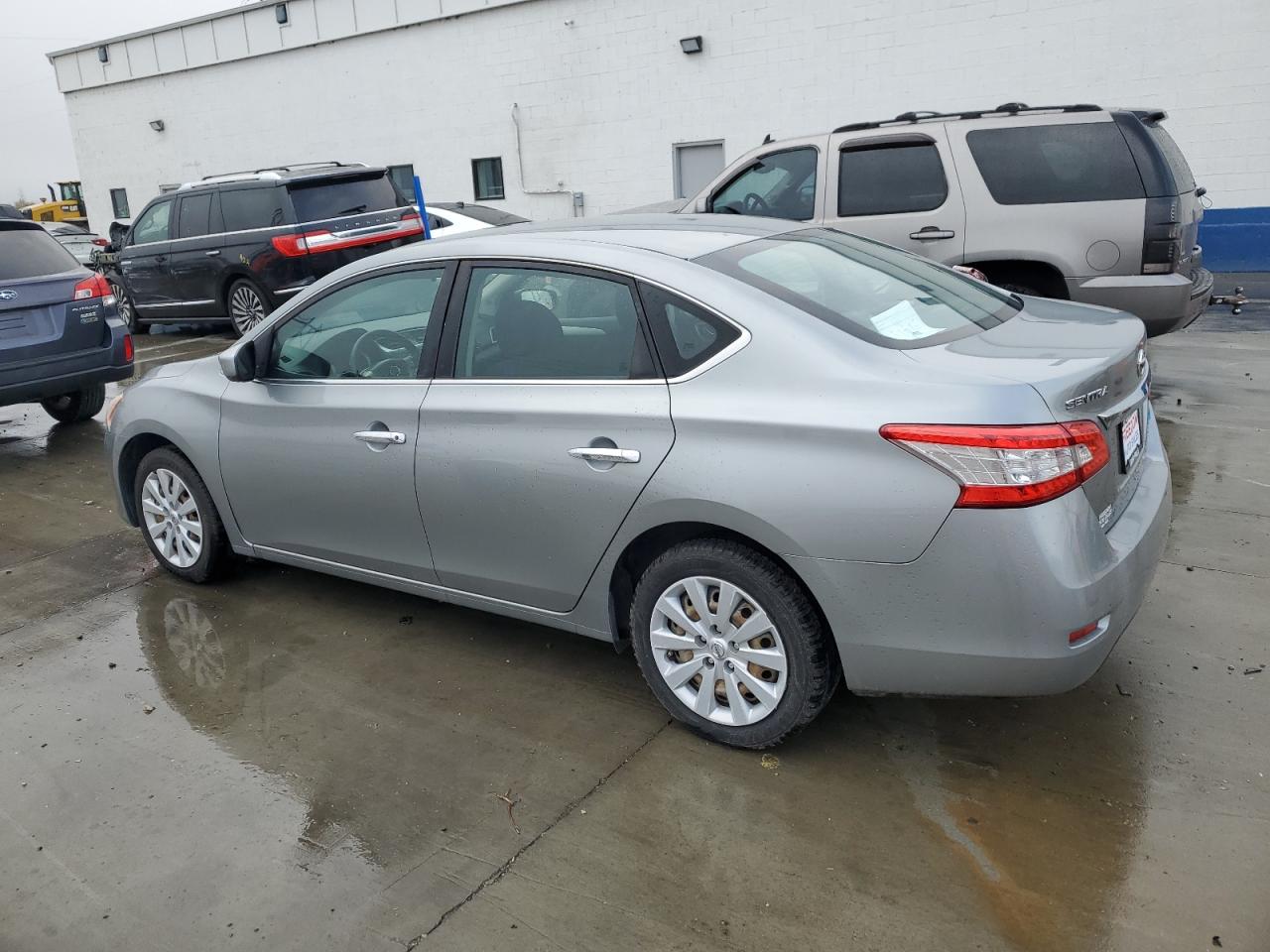 2014 Nissan Sentra - Image 2