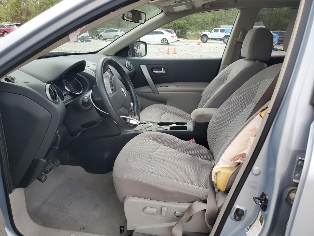 2013 Nissan Rogue - Image 7