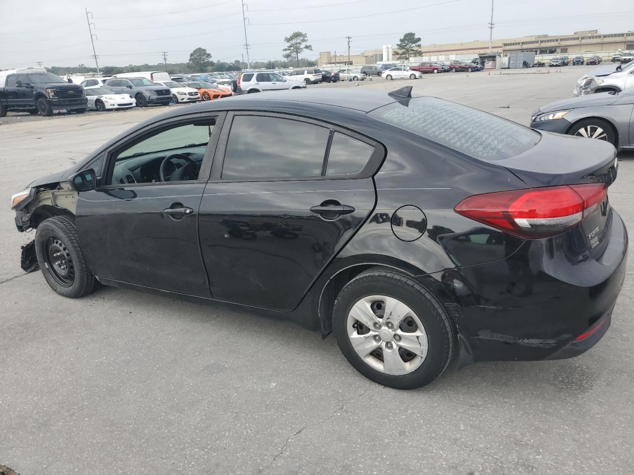 2018 Kia Forte - Image 2